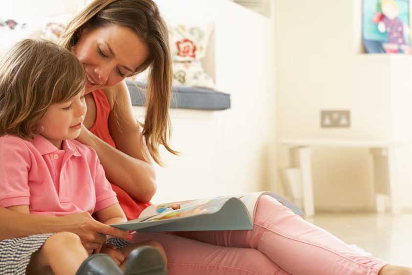 apprendre-a-lire-son-enfant-quels-livres-adaptes