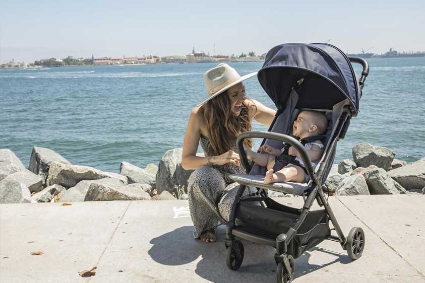 pourquoi-choisir-poussette-ultra-compacte
