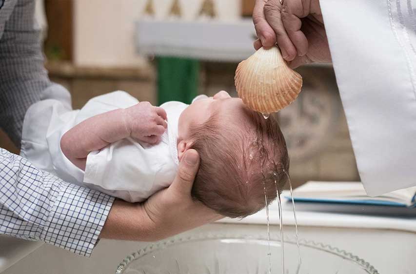 pourquoi-baptiser-son-enfant